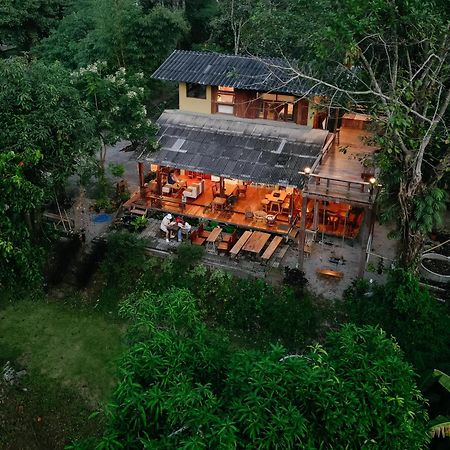 Ashi Guesthouse Chiangdao Чианг Дао Экстерьер фото